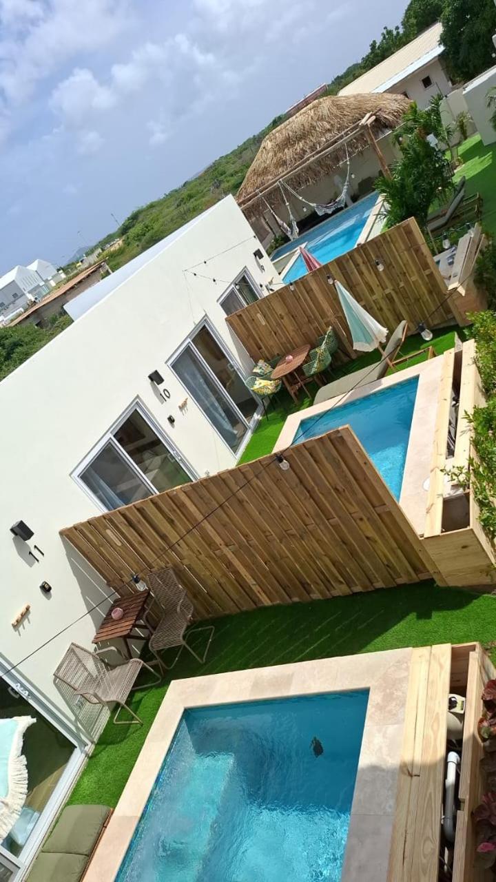 Vistalmar Ocean Suites Oranjestad Exteriör bild